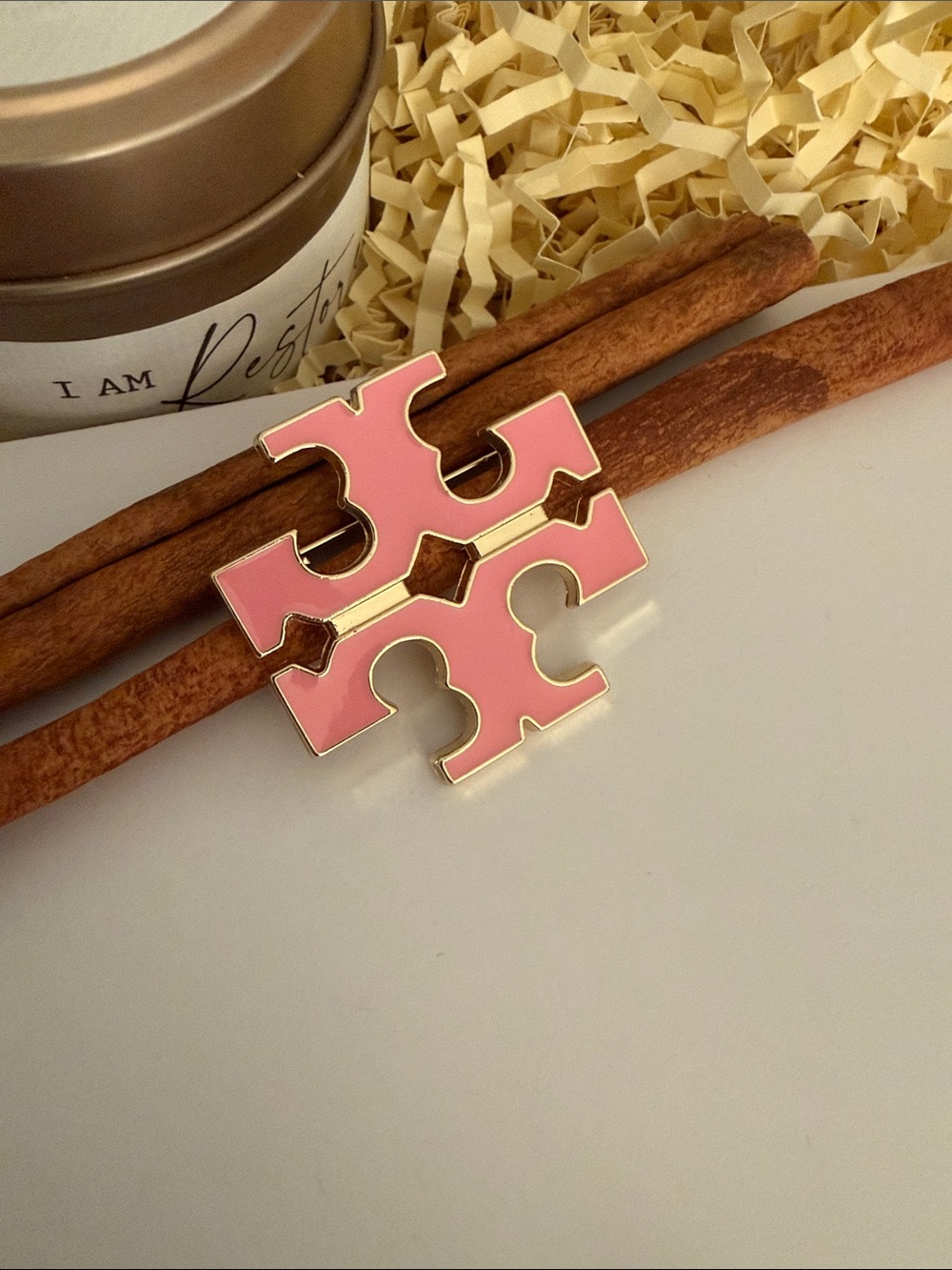 Fashion Jewelry Pink Enamel Logo Brooch